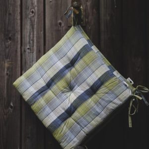 Stolsdyna “rutig grön/blå”