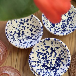 Liten Spruzzi Skål i Blå Keramik