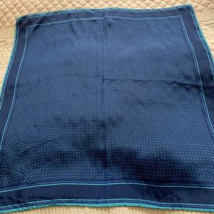 Klassisk Sidenscarf i Marinblått och Turkos No9