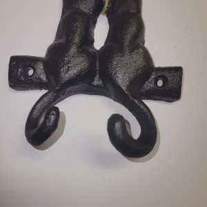 2 Katter med krok i gjutjärn