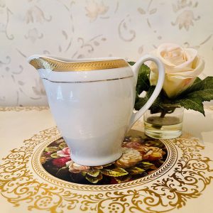 Grädd / Mjölkkanna från Iranska / Persiska Zarin  No12