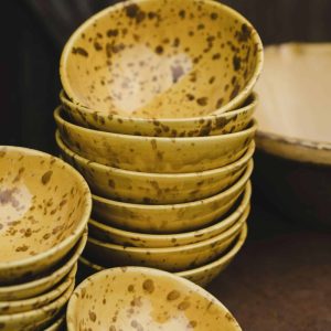 Amalfi skål gul/brun – 25 cm.