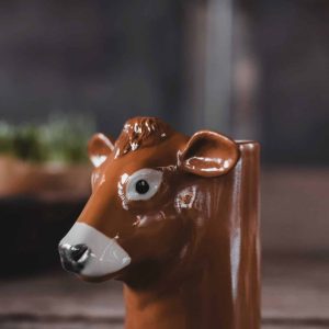 Redskapshållare – Brun kossa.