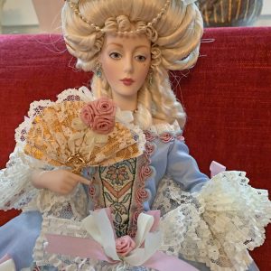 Marie Antoinette Docka