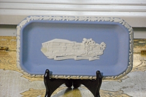 Minnesfat för Britannia House i Jasperware från Wedgwood