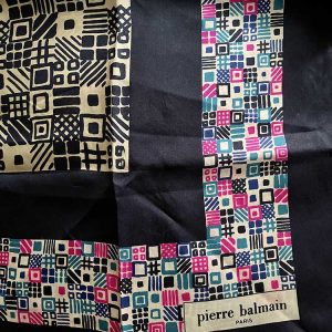 Siden Scarves från Pierre Balmain No16