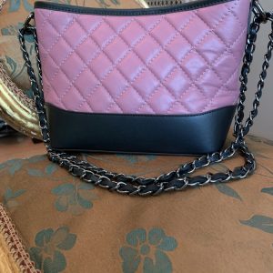 Väska från Carla Ferreri No4